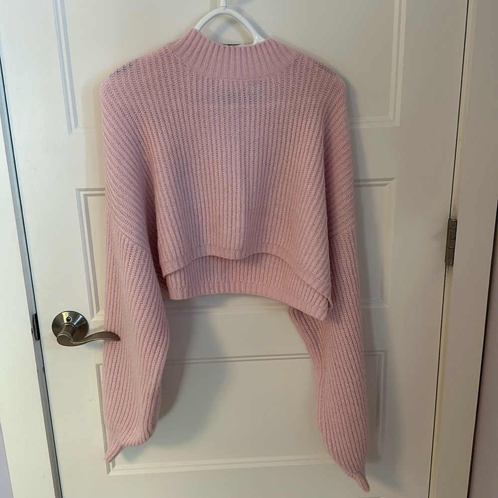baby pink cropped sweater